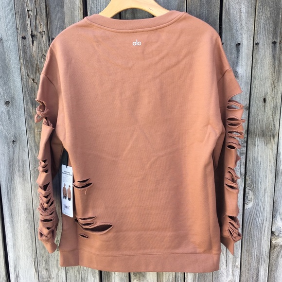 NWT Alo Yoga Fade Long Sleeve Pullover - Picture 6 of 8